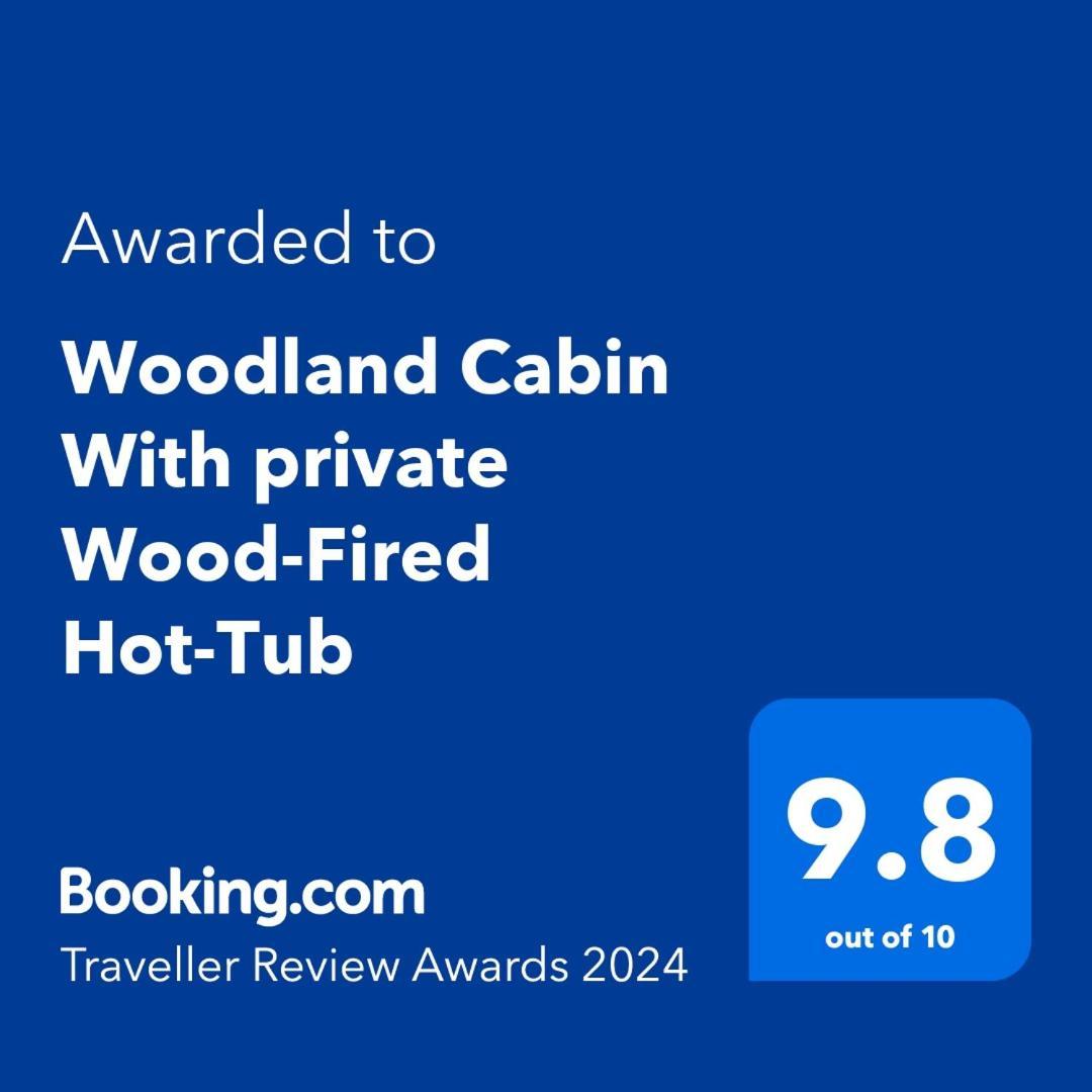 Woodland Cabin With Private Wood-Fired Hot-Tub Villa Farnham  Esterno foto